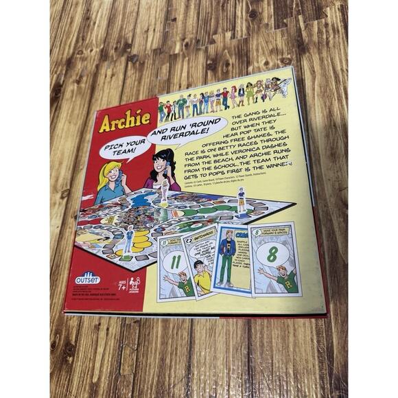 ARCHIE Running 'Round Riverdale Board Game(2017) Outset Media COMPLETE Ages 7+ - Picture 2 of 10